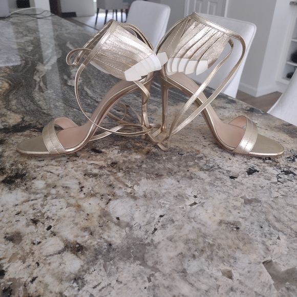 NEW Giuseppe Zanotti Gold Metallic Feather Ankle Tie Heels Size 38 - Picture 13 of 15